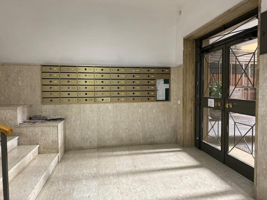 La Casa Di Mio Padre Apartment Наполи Екстериор снимка